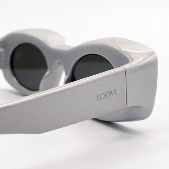 NEW LOEWE SUNGLASSES LW40033I 24C SILVER UNISEX EYEWEAR - Picture 6 of 10
